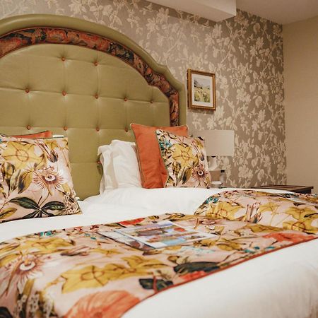 The Golden Fleece Hotel, Thirsk, North Yorkshire Eksteriør billede