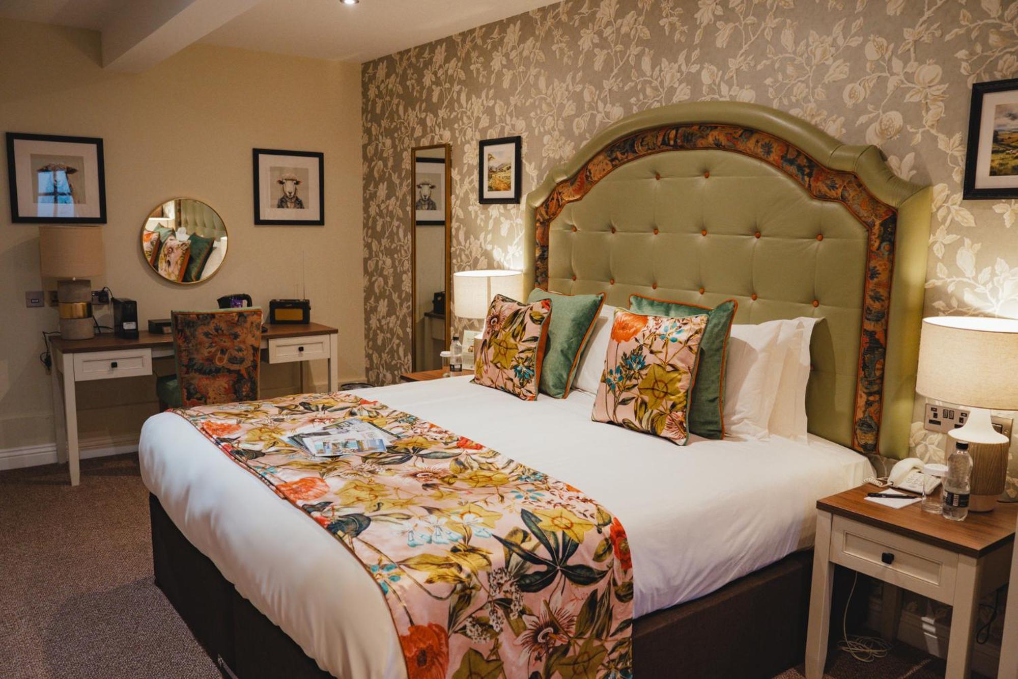 The Golden Fleece Hotel, Thirsk, North Yorkshire Eksteriør billede