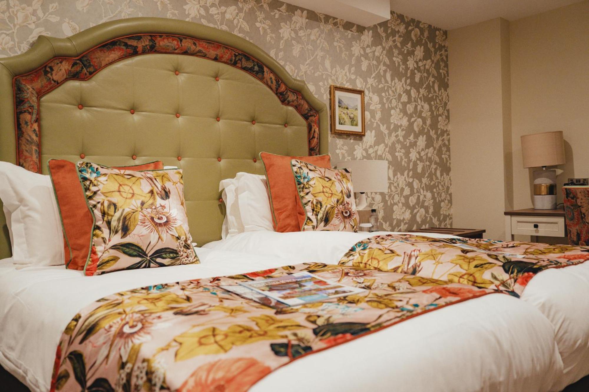 The Golden Fleece Hotel, Thirsk, North Yorkshire Eksteriør billede
