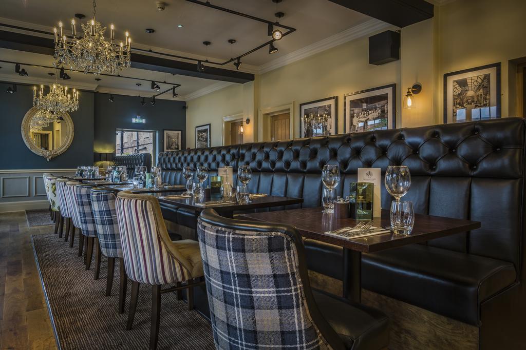 The Golden Fleece Hotel, Thirsk, North Yorkshire Eksteriør billede