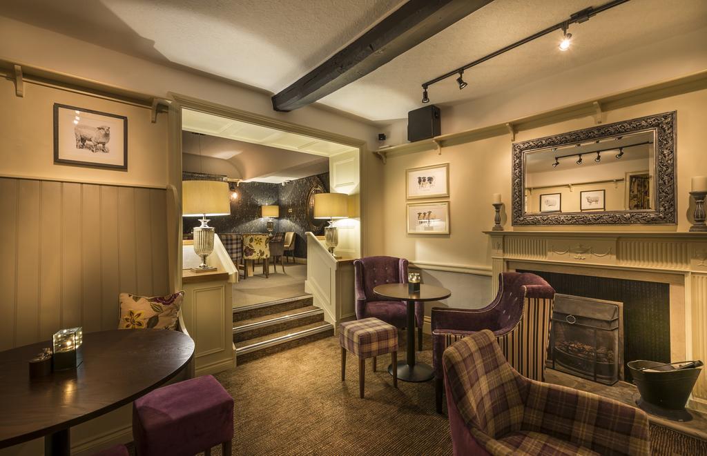The Golden Fleece Hotel, Thirsk, North Yorkshire Eksteriør billede